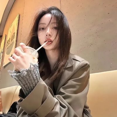 我们年轻，我们强大 在线观看封面