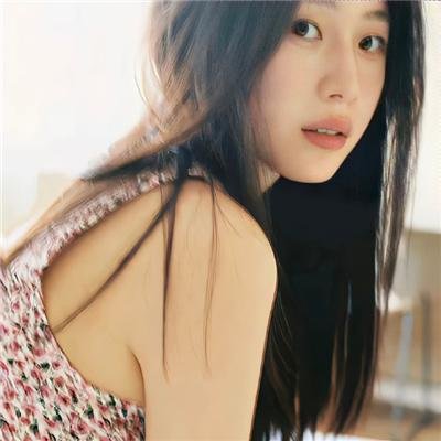 明天、我会成为谁的女友 在线观看封面